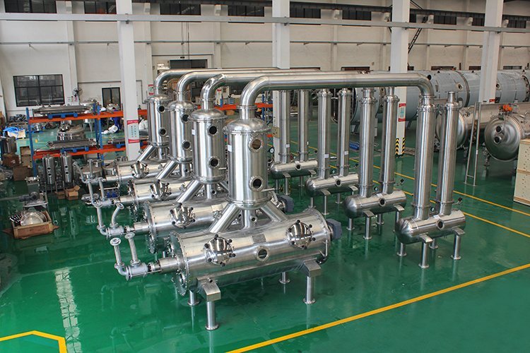 HIGH TEMPERATURE RESITANT EVAPORATOR 1